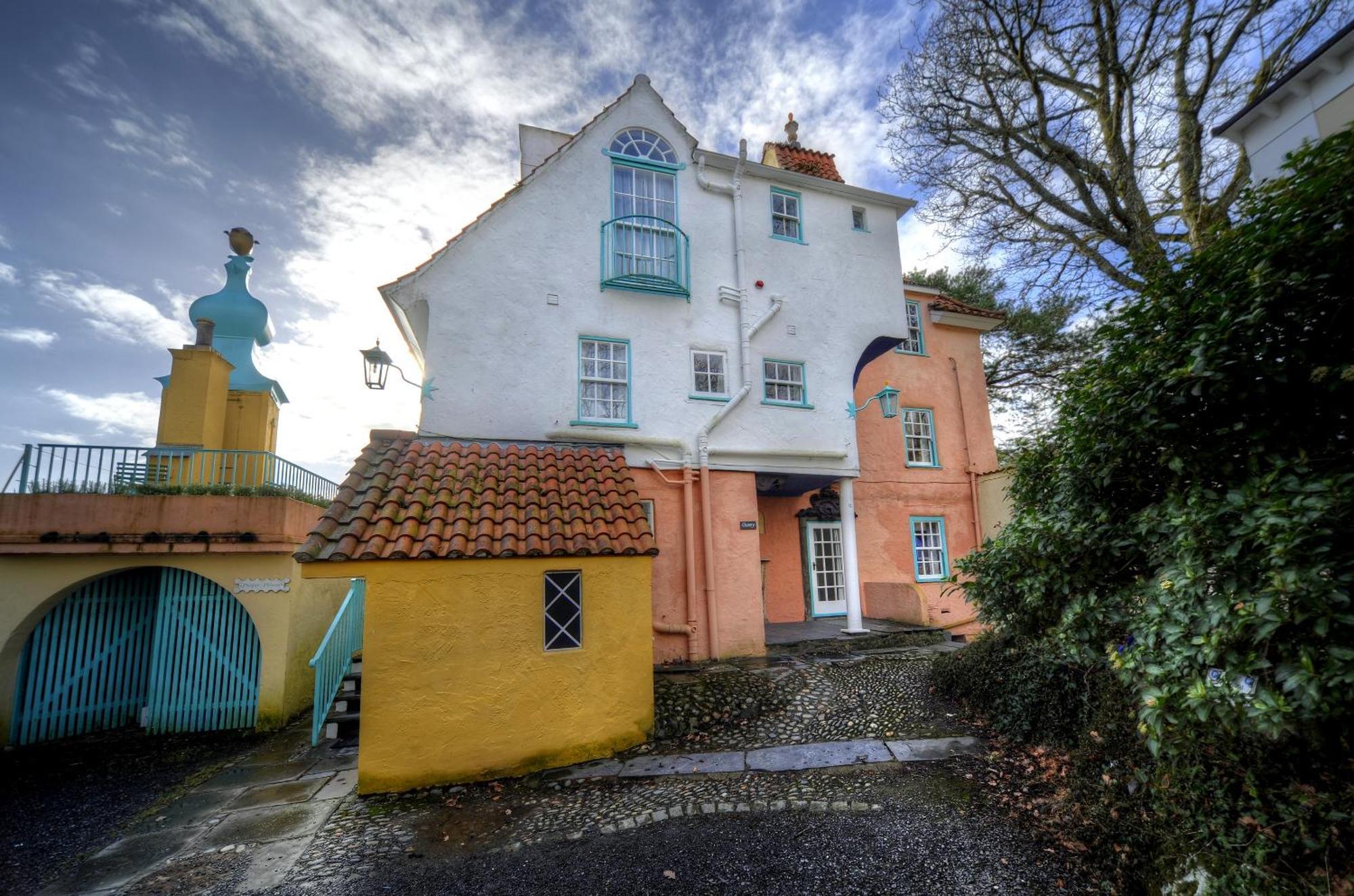 Portmeirion Village & Castell Deudraeth Портмадог Екстер'єр фото